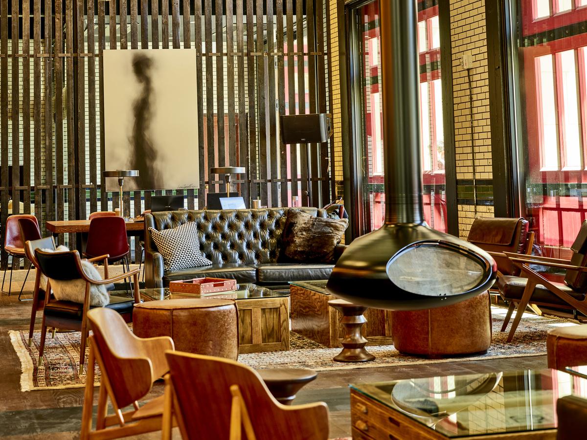 Detroit Foundation Hotel - thumb 5