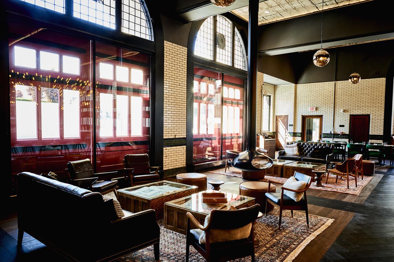 Detroit Foundation Hotel - thumb 3