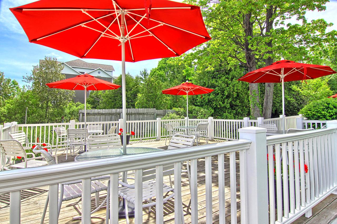 201 North Shore Inn - thumb 13