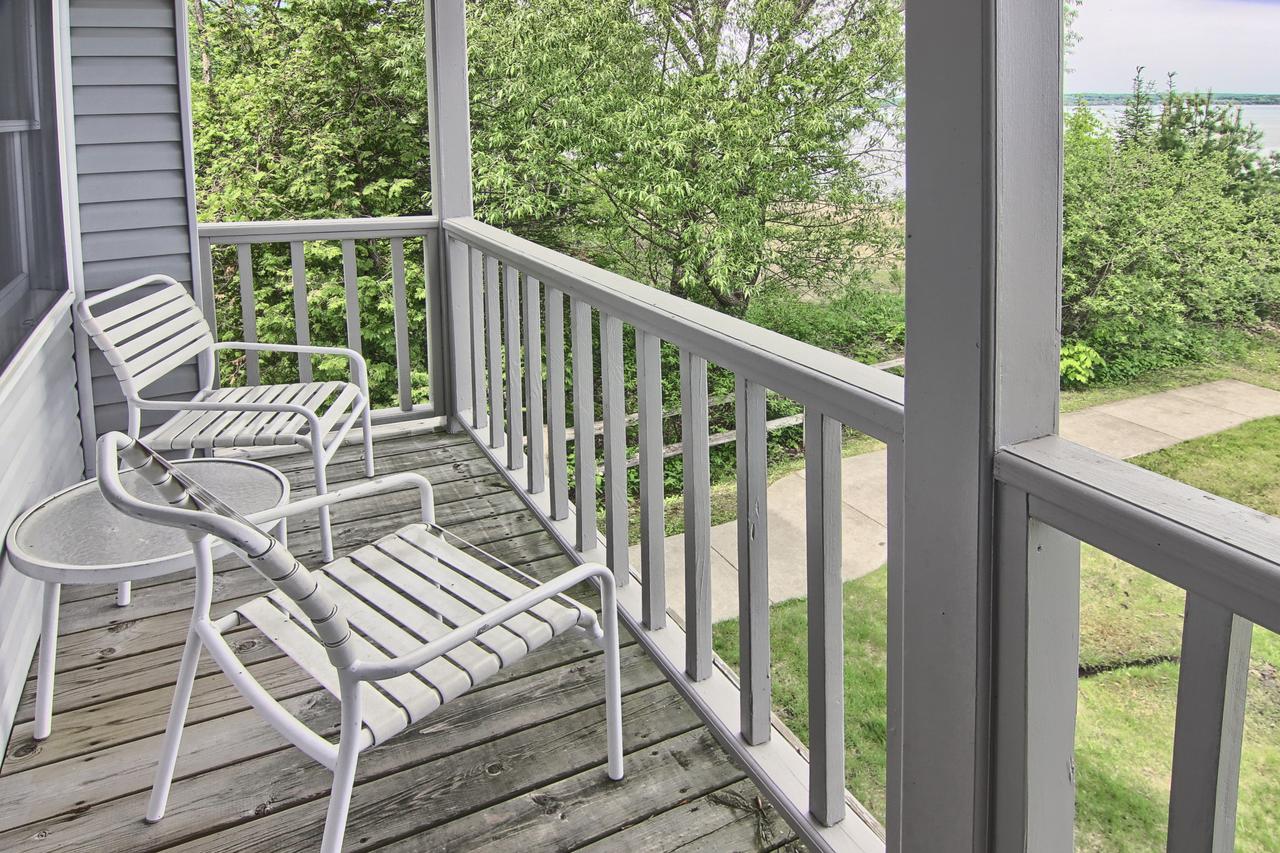 201 North Shore Inn - thumb 11