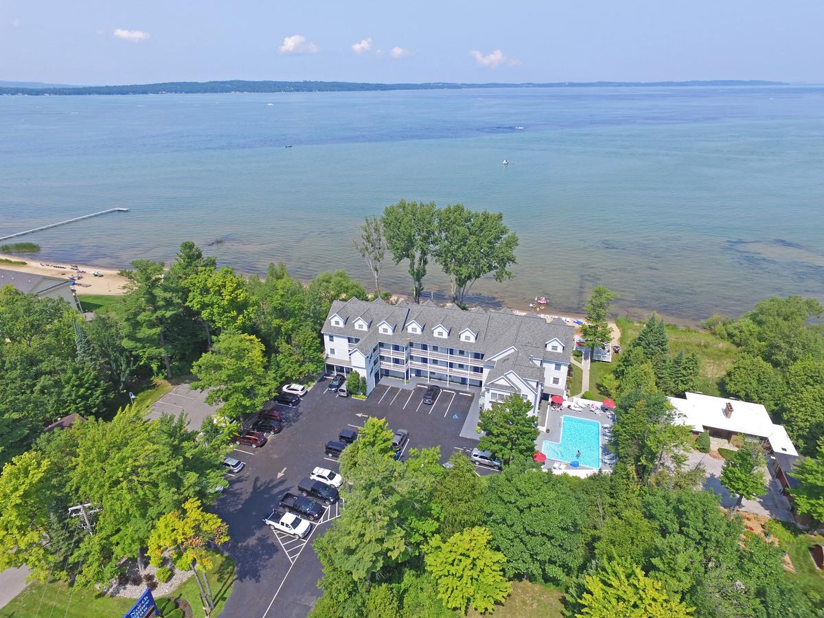 201 North Shore Inn - thumb 23