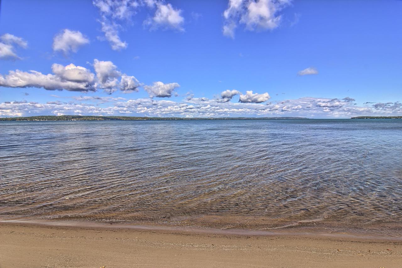 106 North Shore Inn - thumb 2