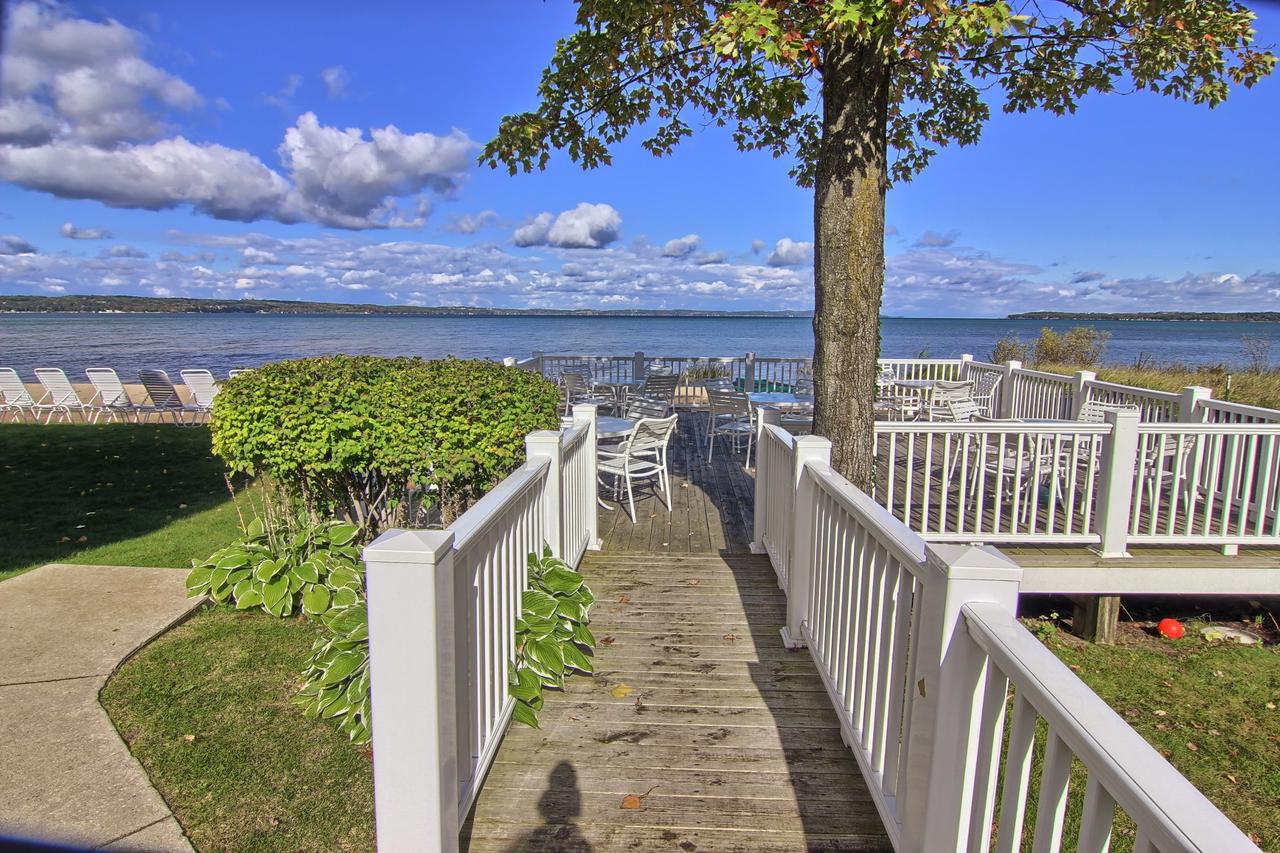 300 North Shore Inn - thumb 12