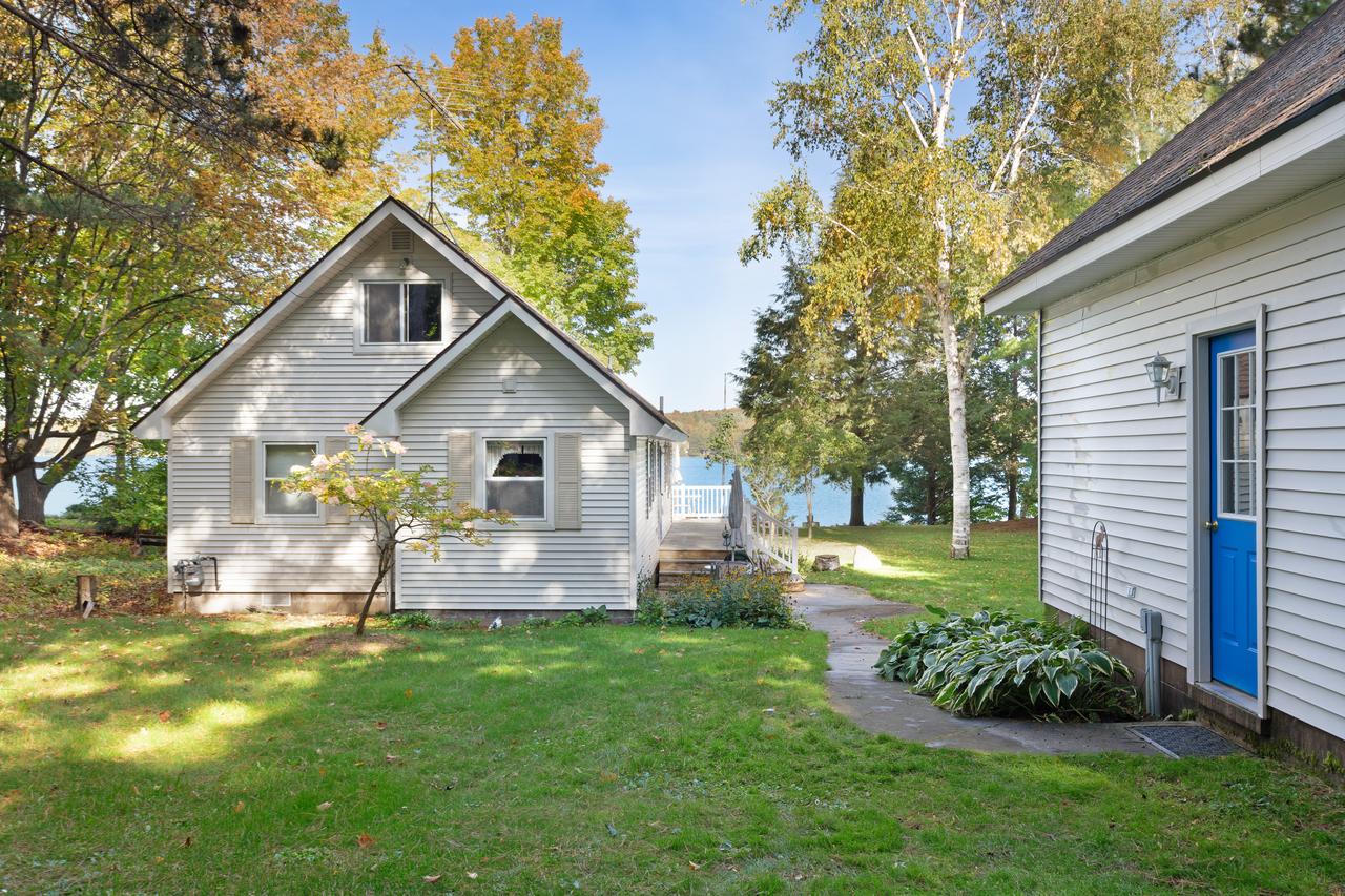 Walloon Lake Cottage - thumb 27