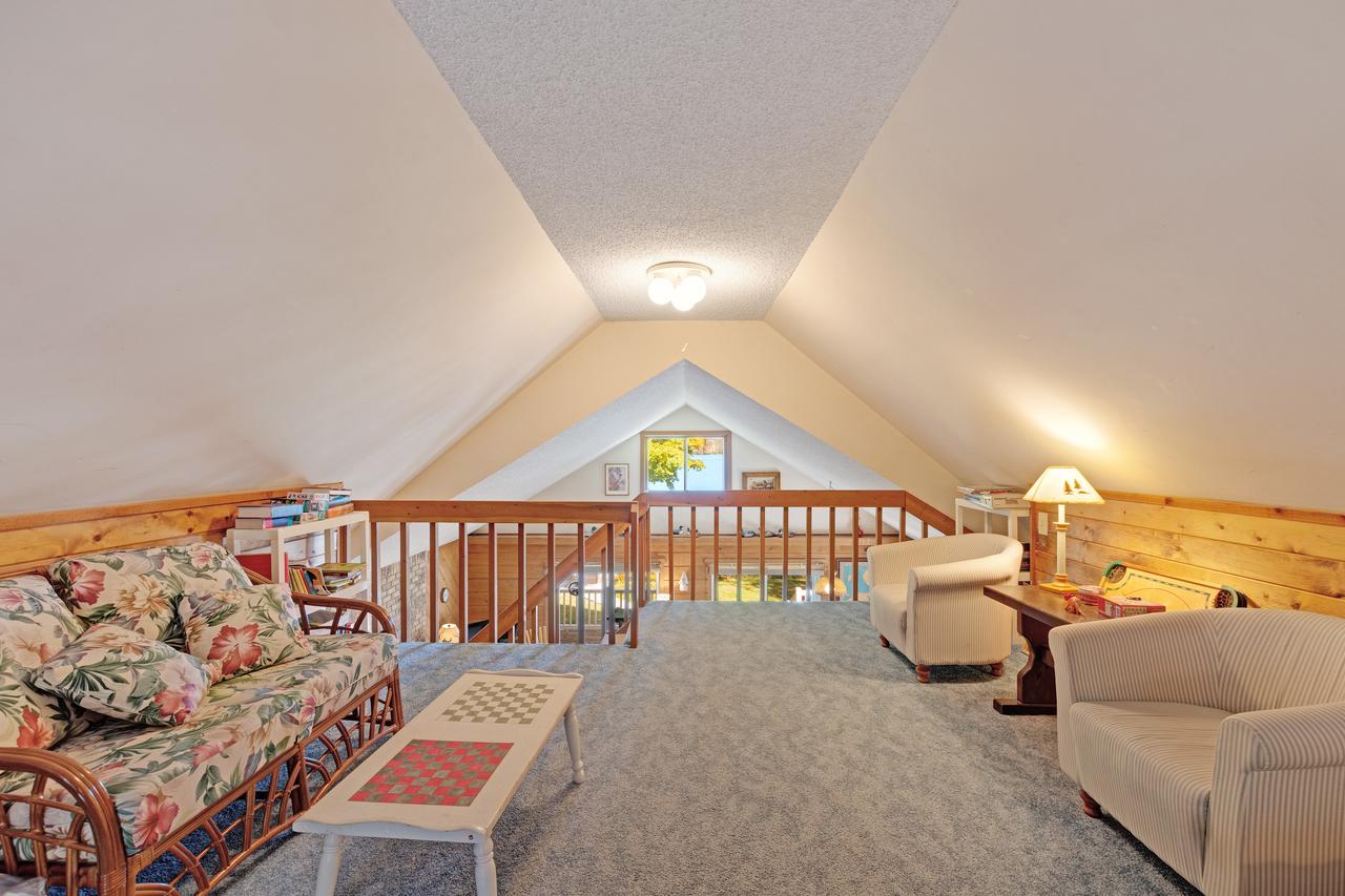 Walloon Lake Cottage - thumb 18