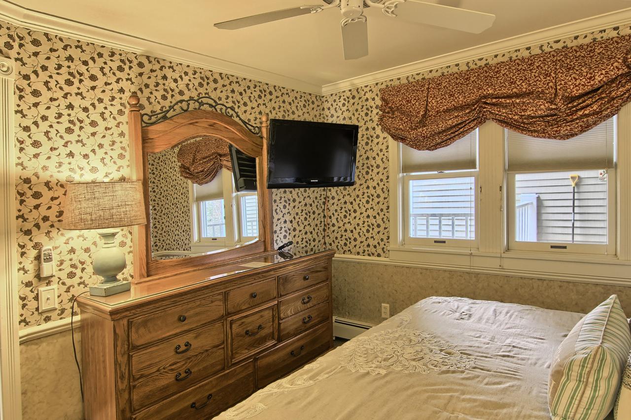 209 Water Street Inn - thumb 3