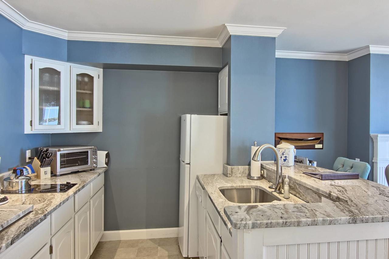 208 Water Street Inn - thumb 11