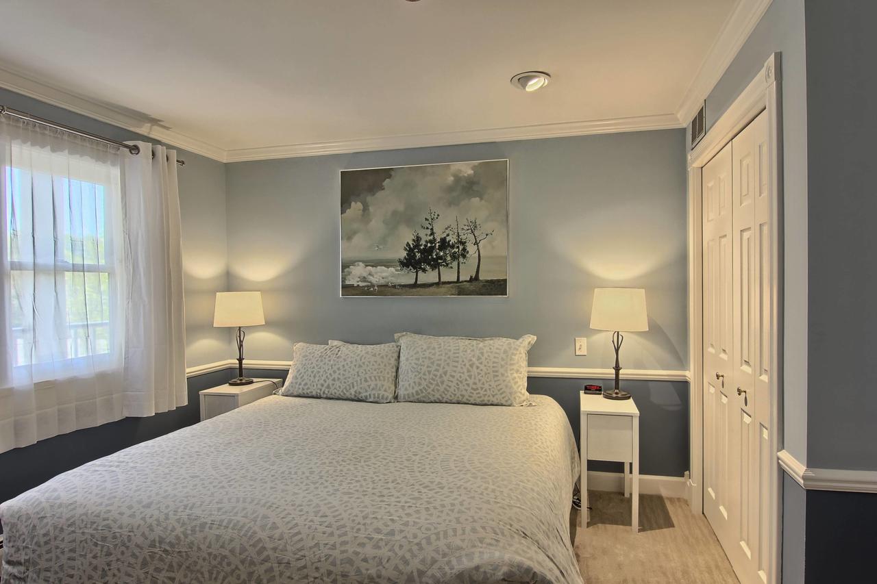 208 Water Street Inn - thumb 9