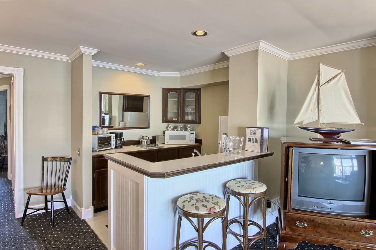 210 Water Street Inn - thumb 1