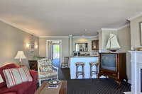 210 Water Street Inn Hotels Santiago