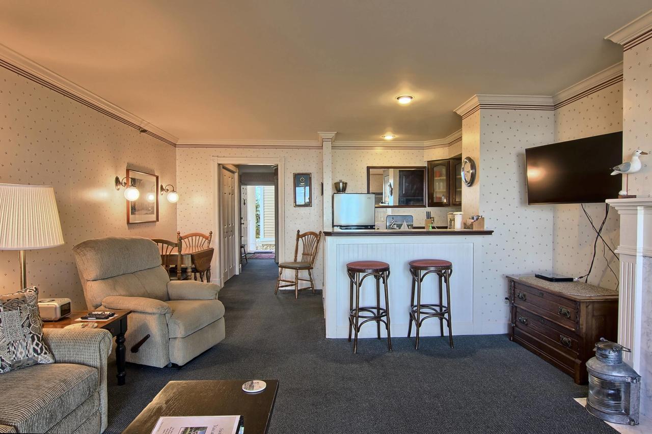 109 Water Street Inn - thumb 15