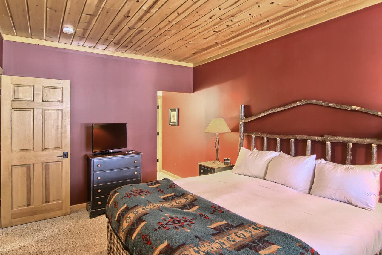 801 Mountain Cabin - thumb 15