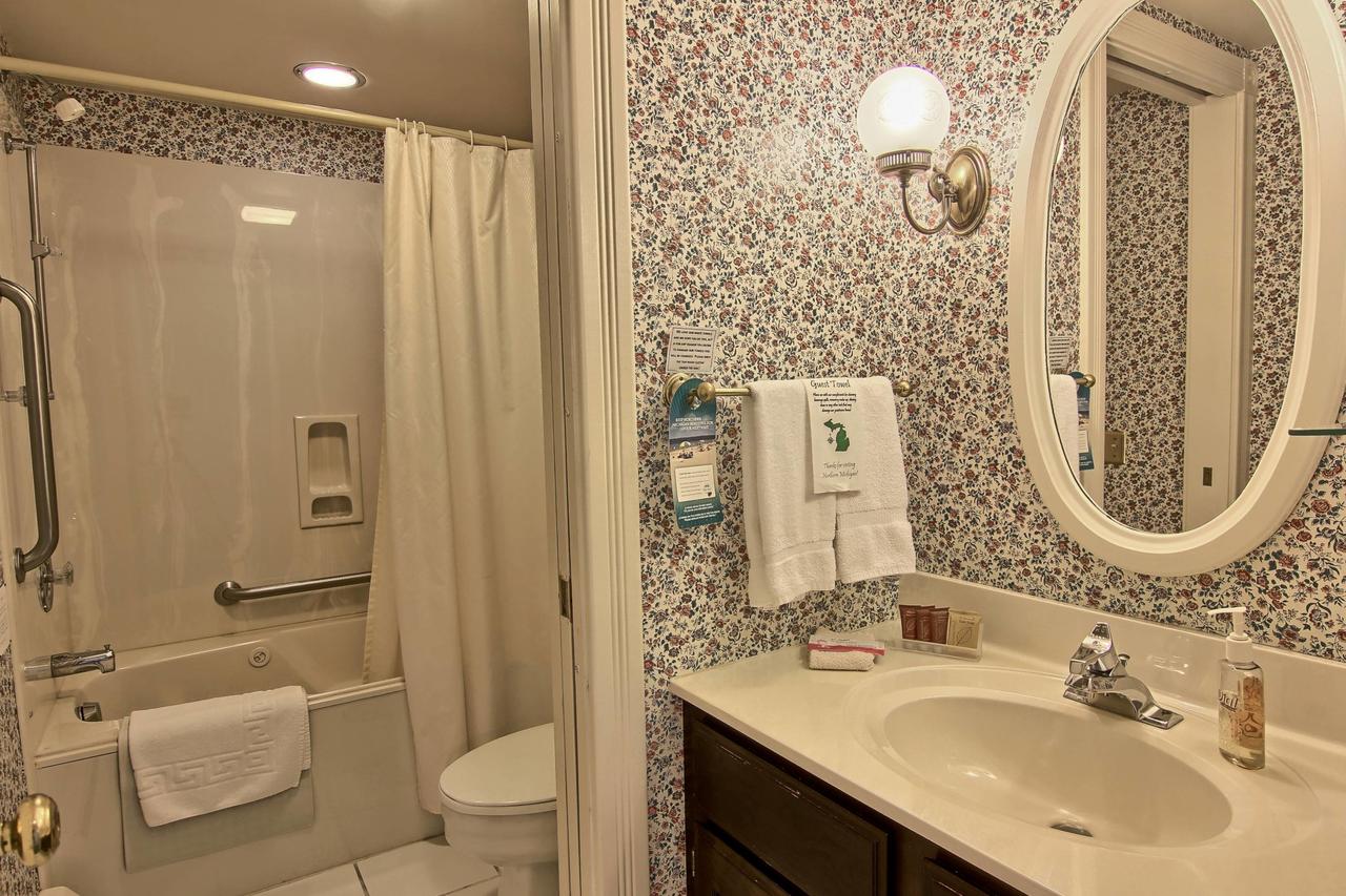 211 Water Street Inn - thumb 11