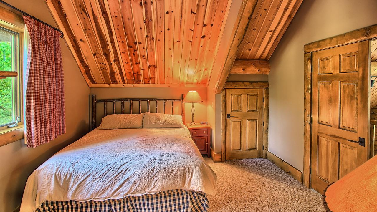 803 Mountain Cabin - thumb 14