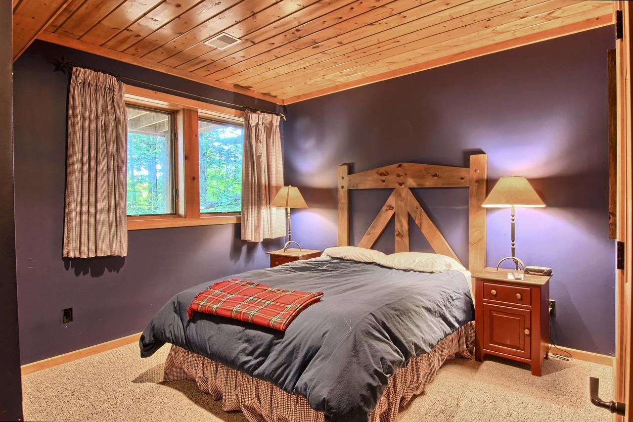 823 Mountain Cabin - thumb 3