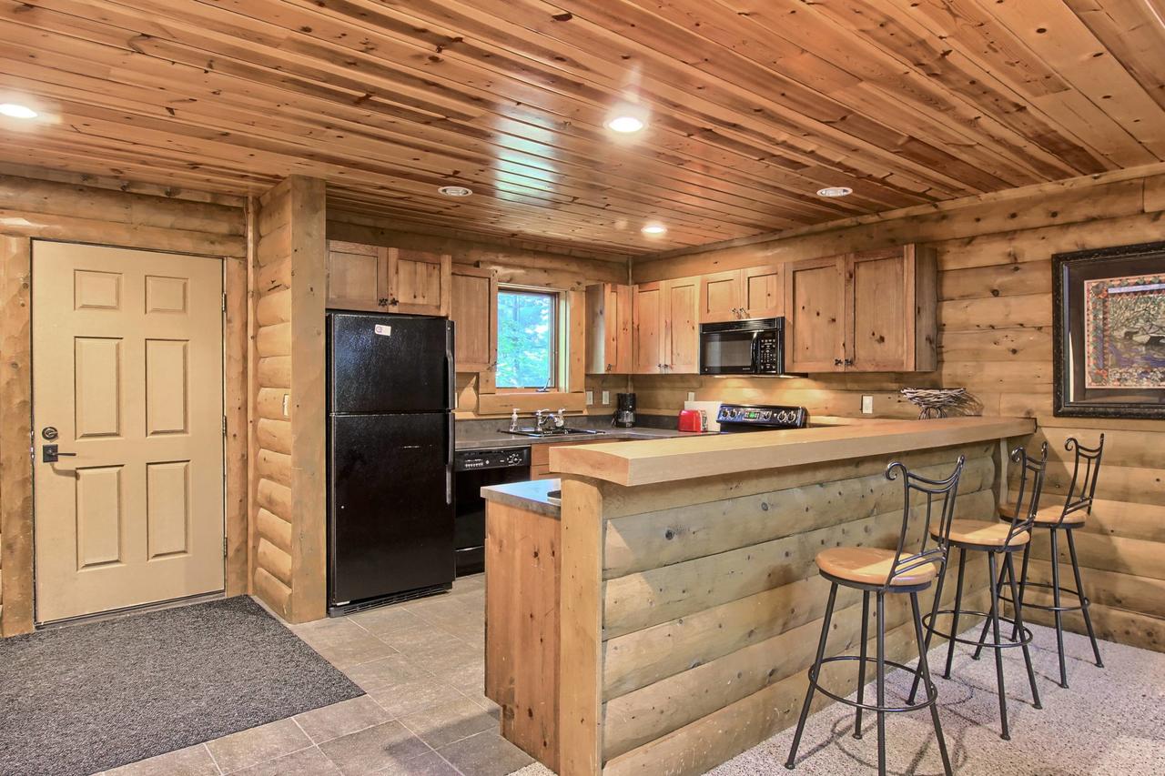 823 Mountain Cabin - thumb 5