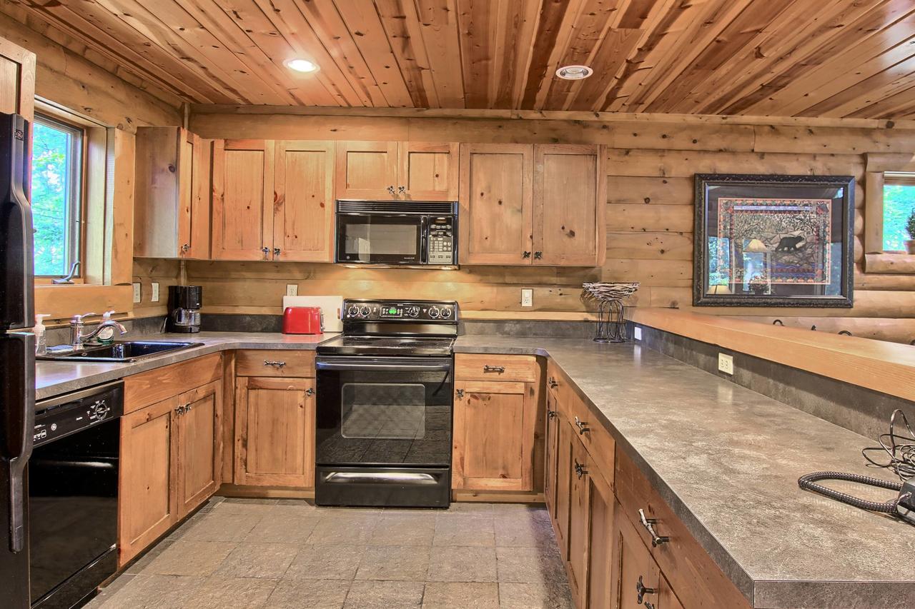 823 Mountain Cabin - thumb 21