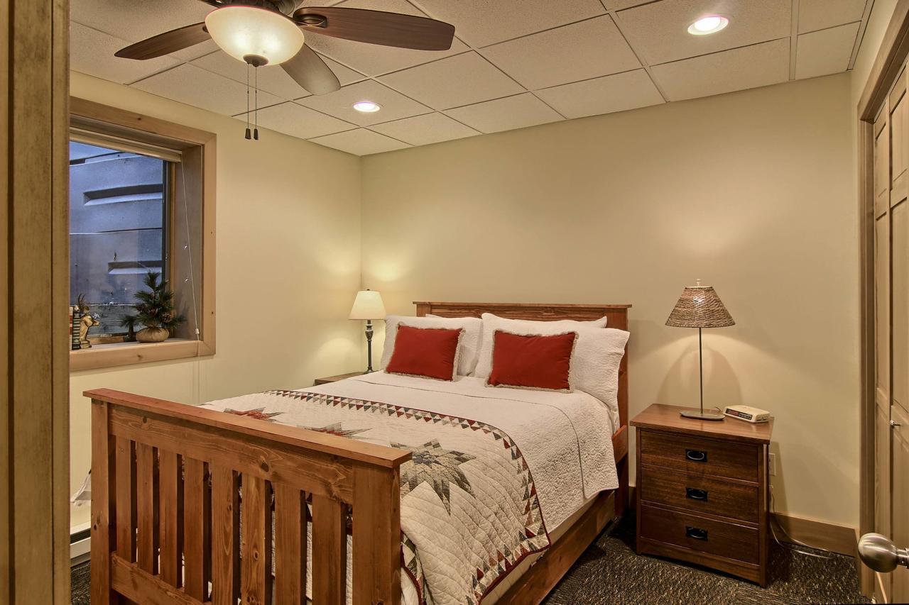 662 Disciples Village Condo - thumb 25