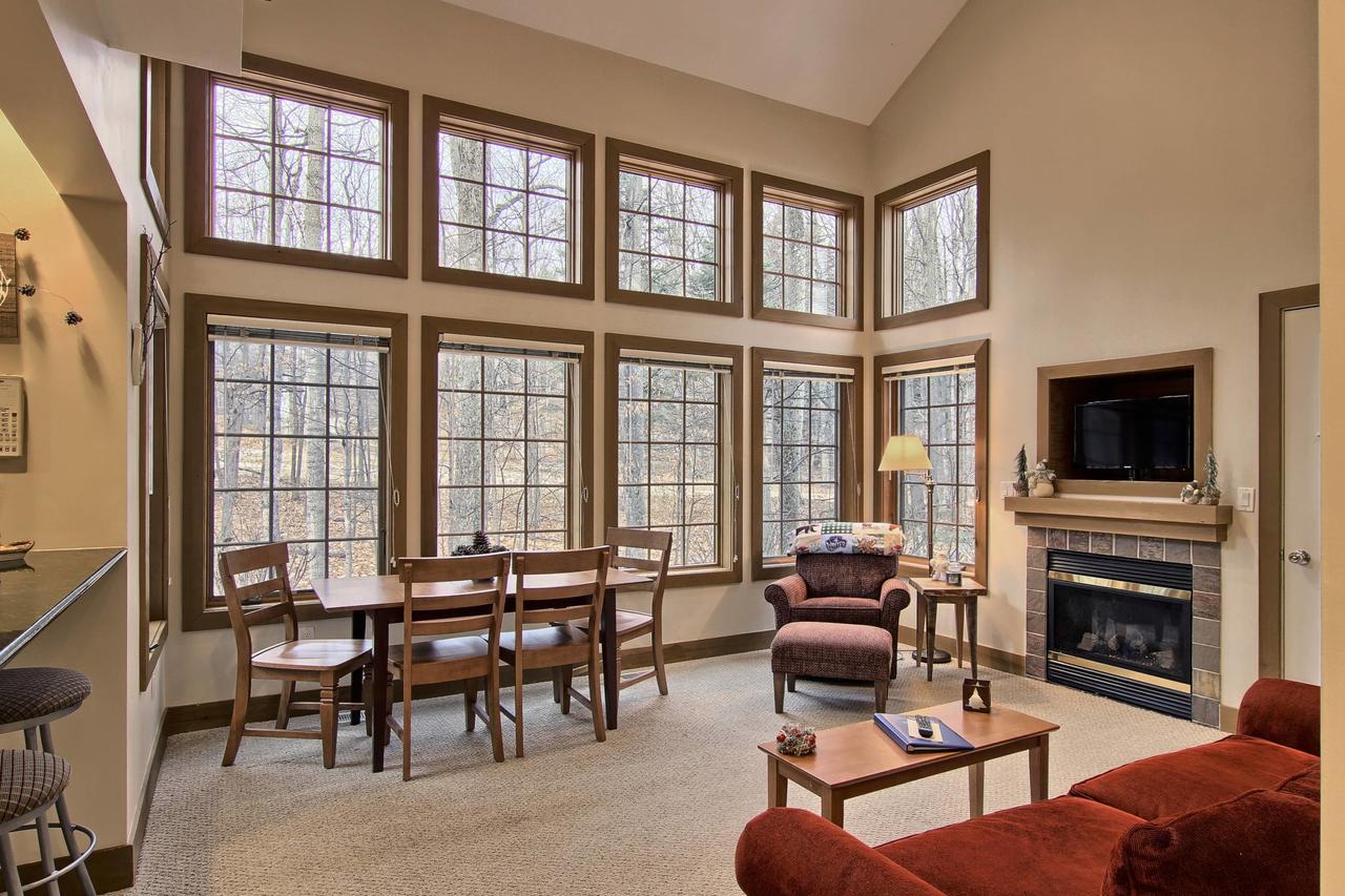 662 Disciples Village Condo - thumb 4