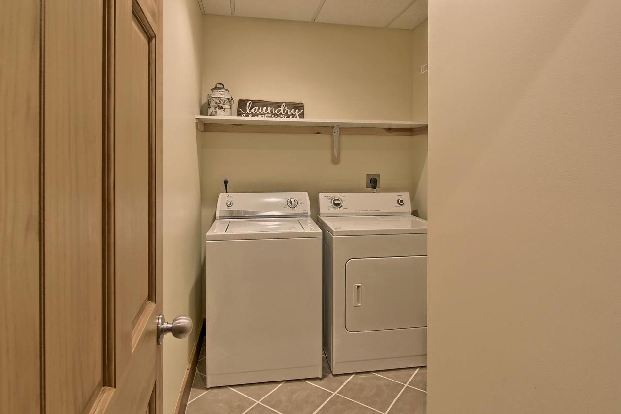 662 Disciples Village Condo - thumb 1