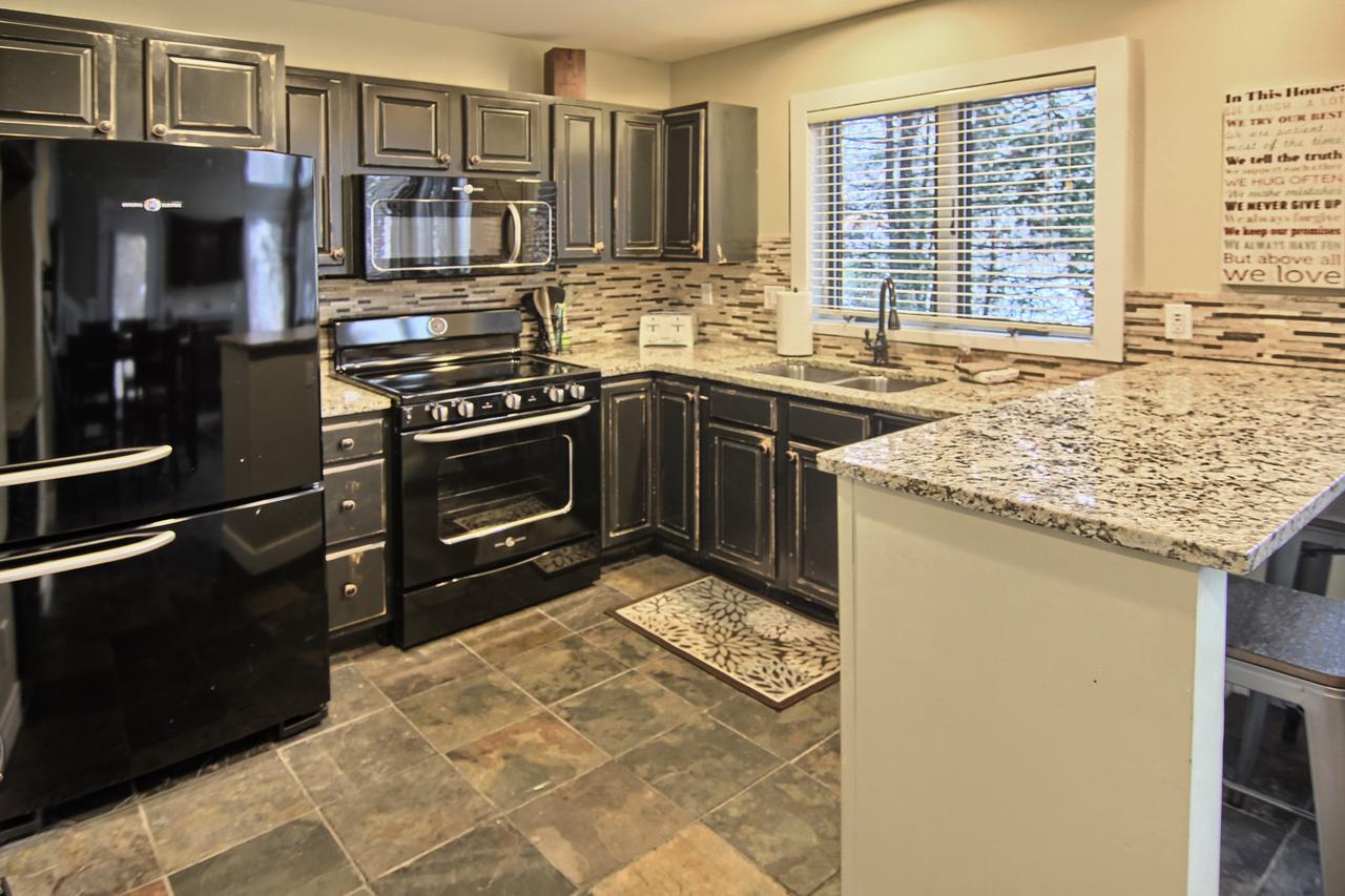 690 Disciples Village Condo - thumb 23