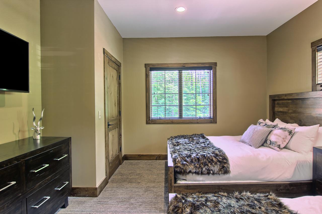 7325 Creekside Condo - thumb 15