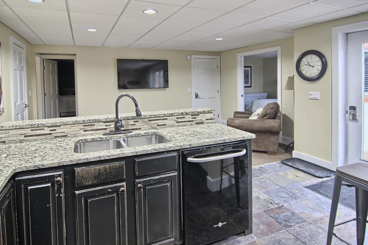 691 Disciples Village Condo - thumb 21