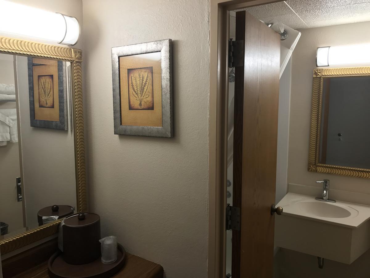 Ramada By Wyndham Albert Lea - thumb 30