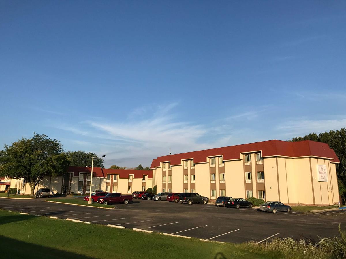 Ramada By Wyndham Albert Lea - thumb 0