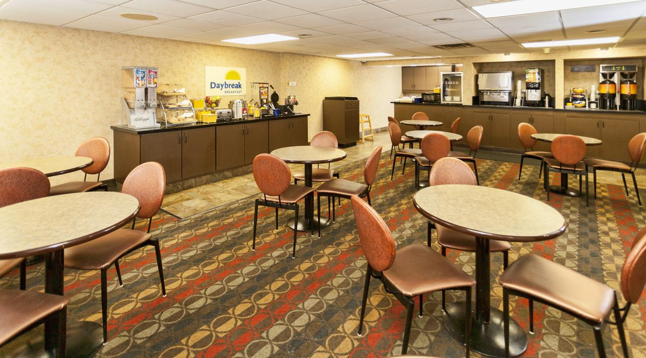 Days Inn By Wyndham Duluth Lakewalk - thumb 17