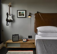 MOXY Minneapolis Uptown - Hotels Santiago