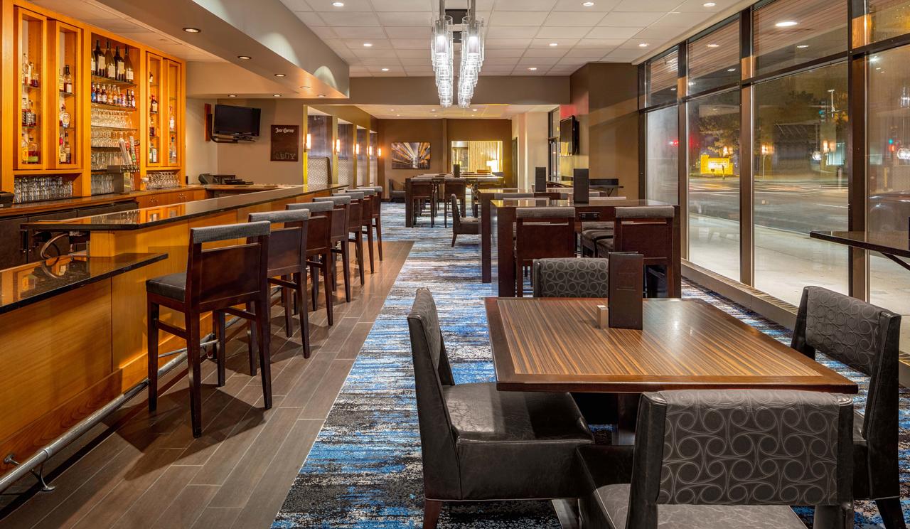 DoubleTree Suites By Hilton Minneapolis - thumb 25