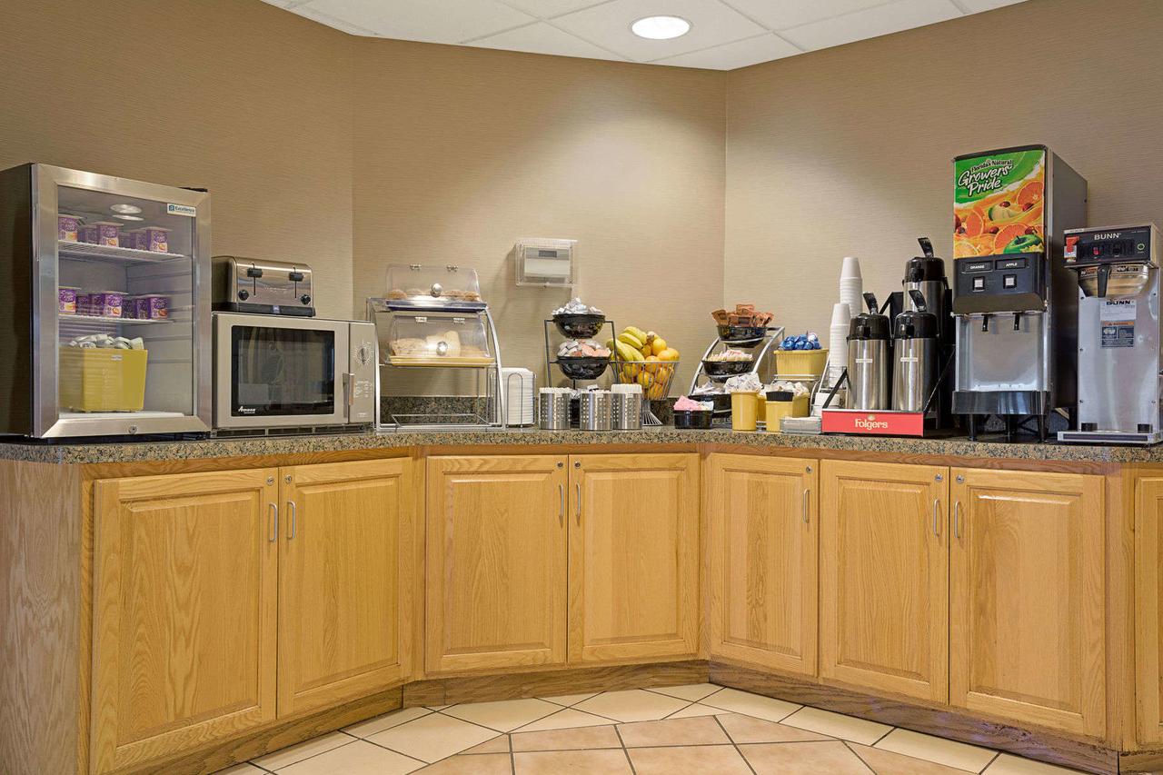 Days Inn By Wyndham Eagan Minnesota Near Mall Of America - thumb 2