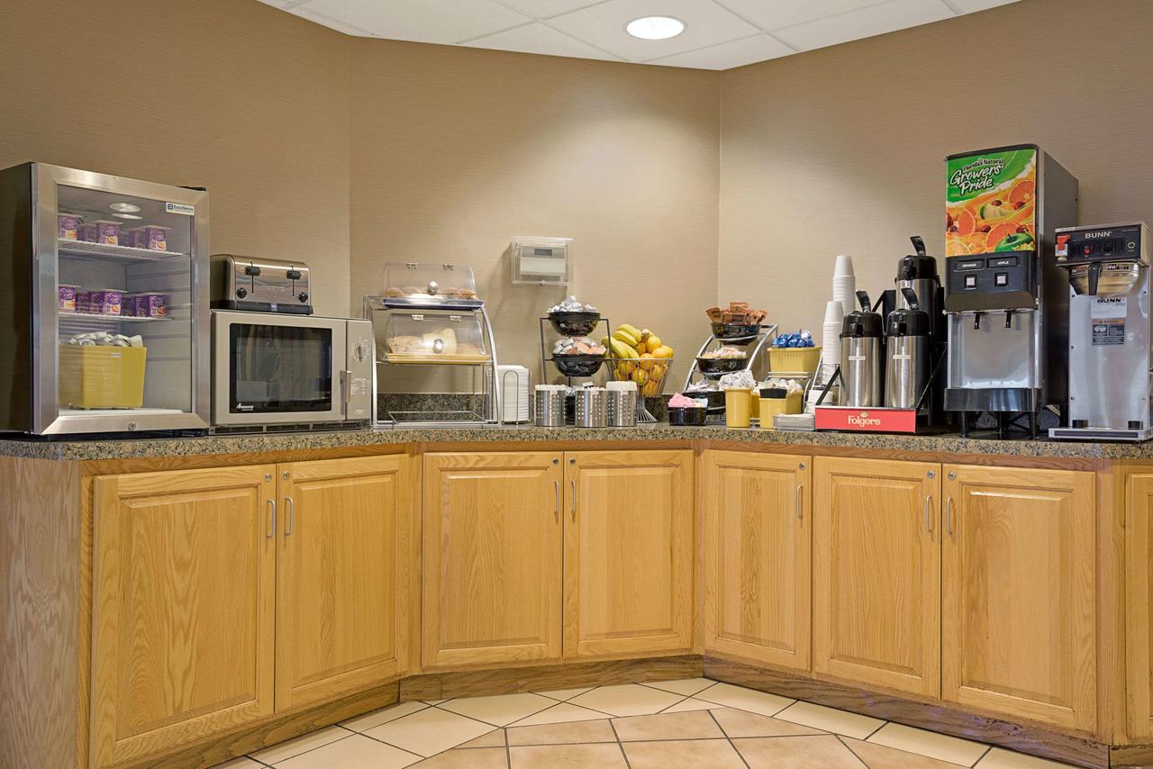 Days Inn By Wyndham Eagan Minnesota Near Mall Of America - thumb 20