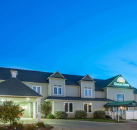 Days Inn by Wyndham Hutchinson - Tourism Bookings