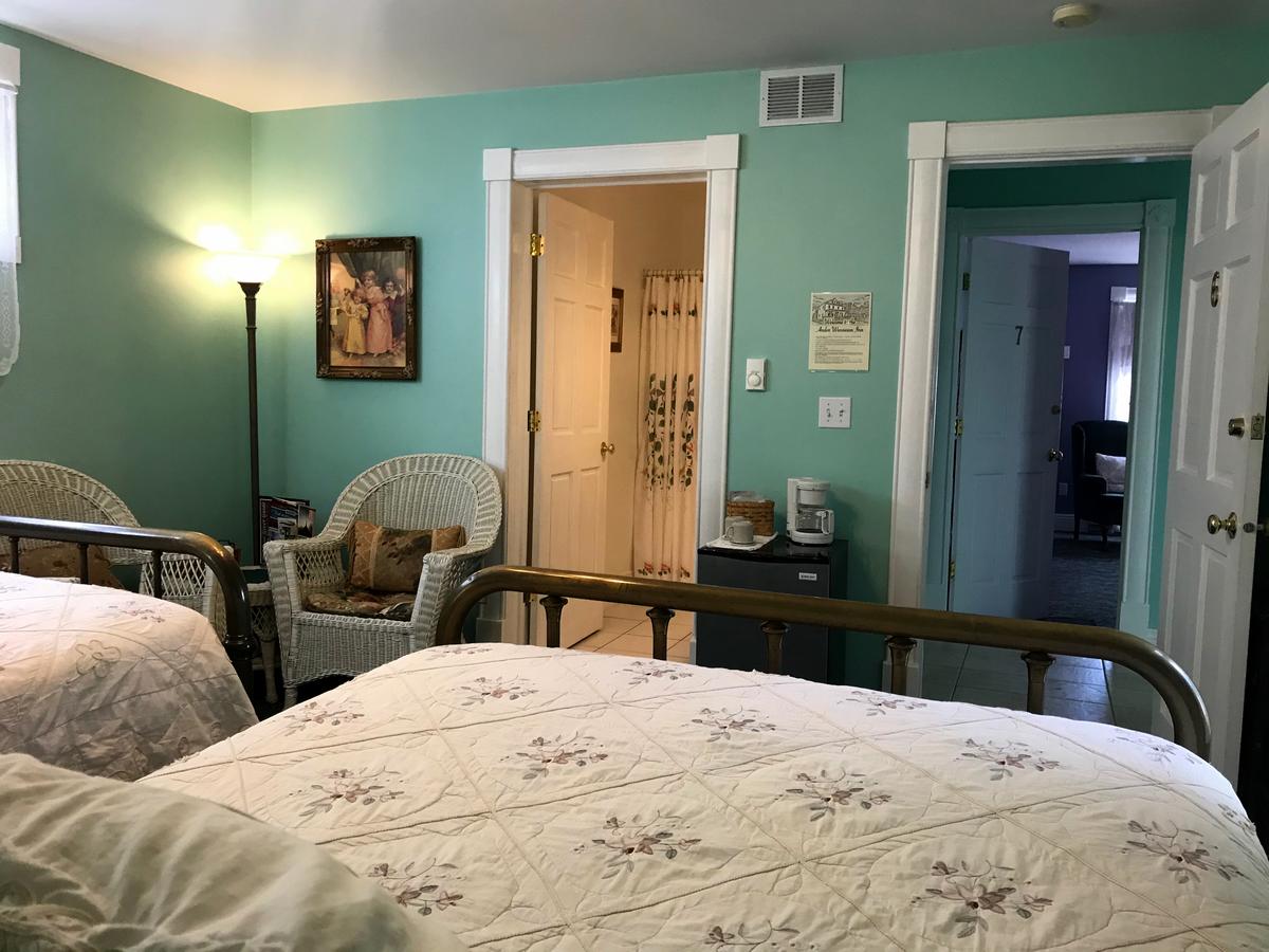 Andor Wenneson Historic Inn - thumb 26