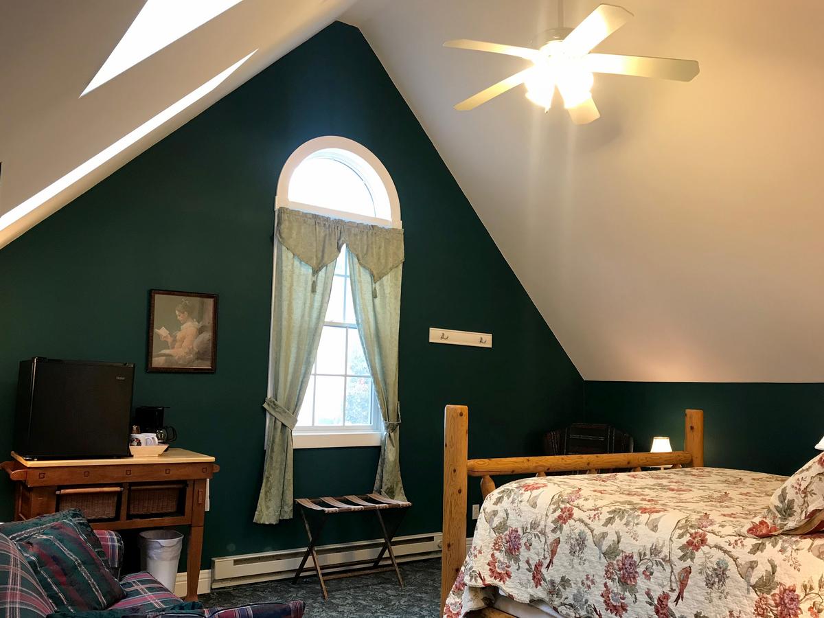 Andor Wenneson Historic Inn - thumb 13