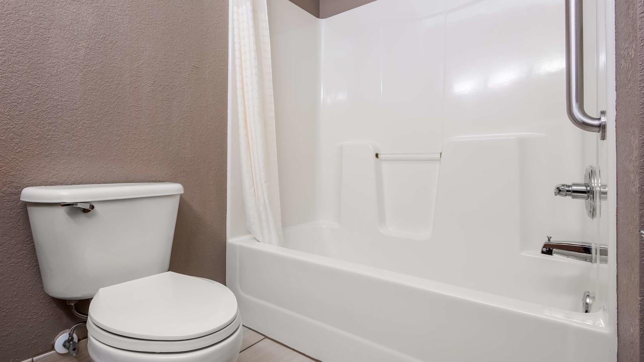 Best Western Chelsea Hotel - thumb 11