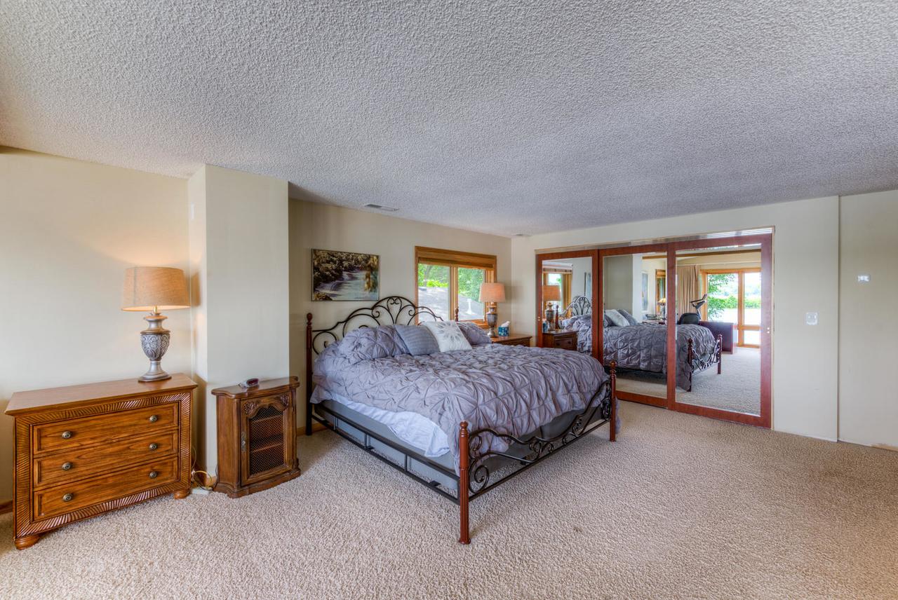 Wayzata Bay Lake Minnetonka House & Guest House - thumb 13