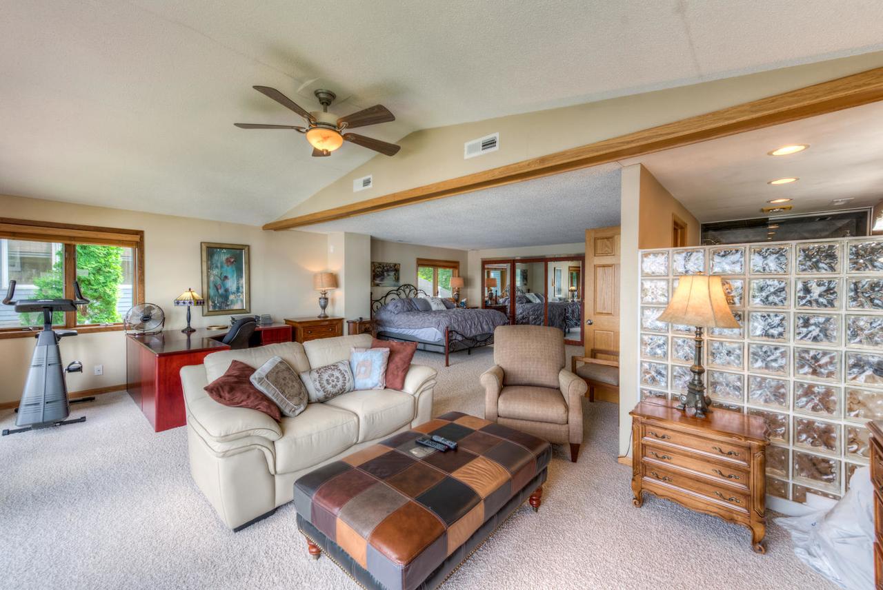 Wayzata Bay Lake Minnetonka House & Guest House - thumb 15