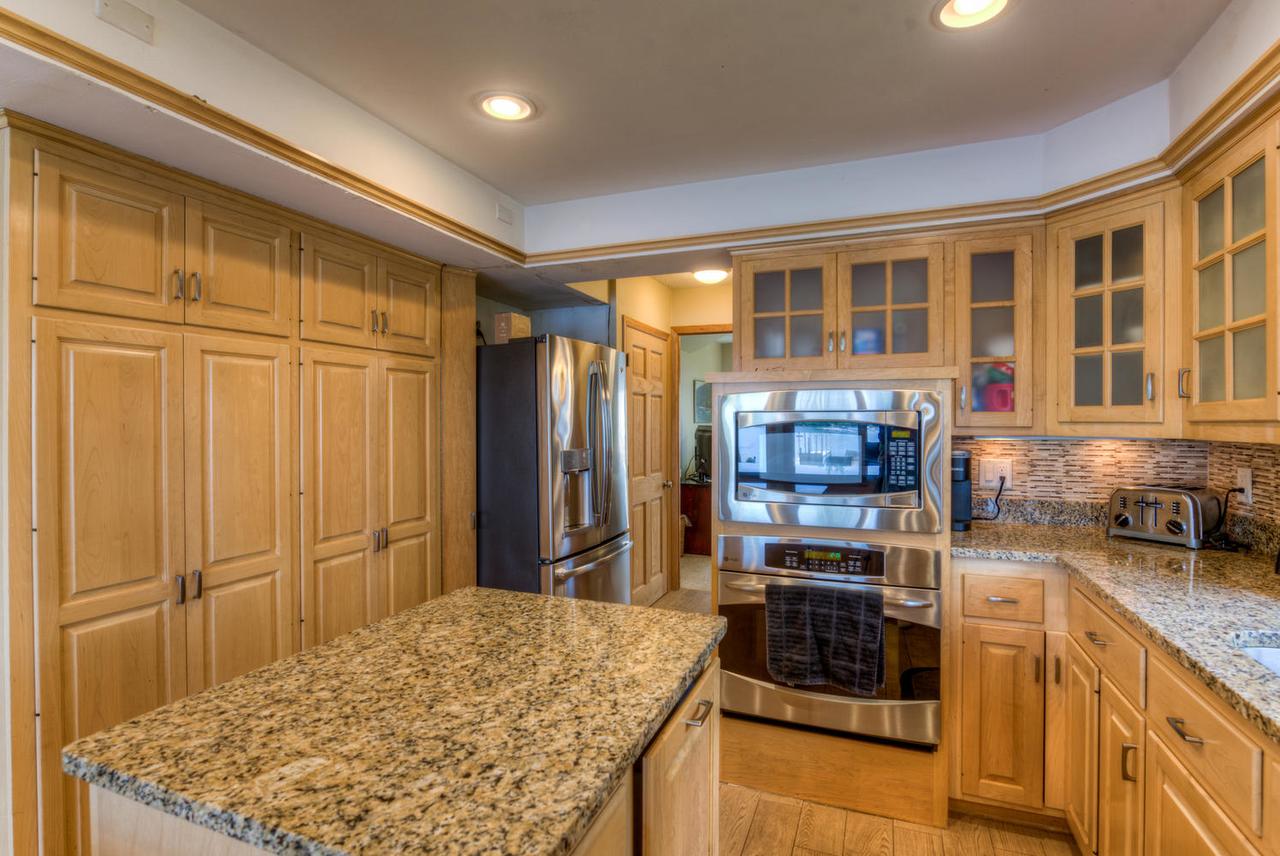 Wayzata Bay Lake Minnetonka House & Guest House - thumb 7