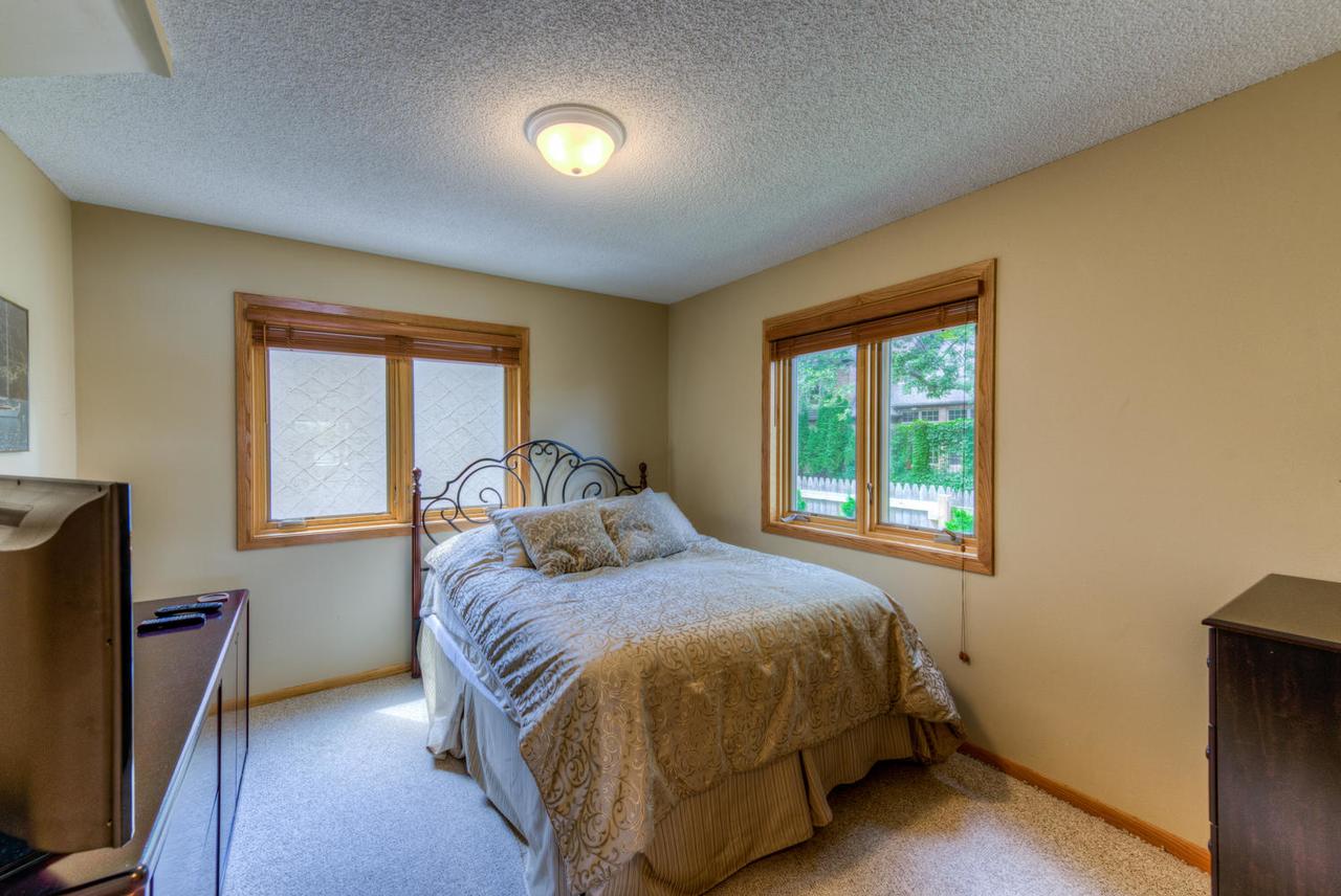 Wayzata Bay Lake Minnetonka House & Guest House - thumb 22