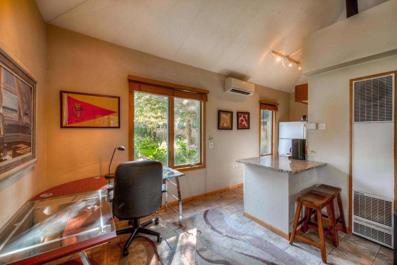 Wayzata Bay Lake Minnetonka House & Guest House - thumb 32