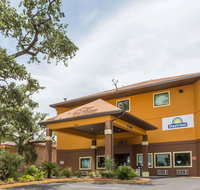 Days Inn by Wyndham Biloxi Beach - Tourism Bookings