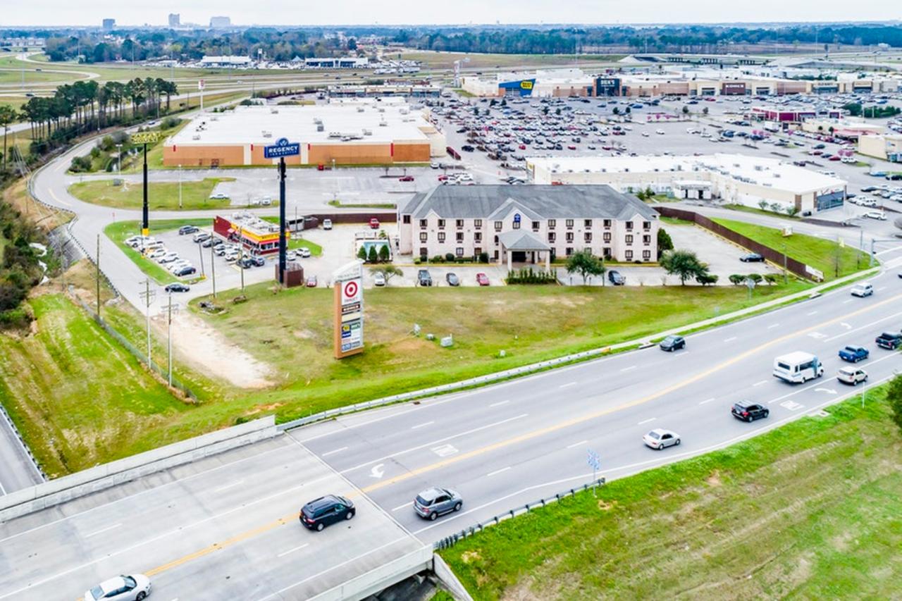 Regency Inn & Suites Biloxi - thumb 34