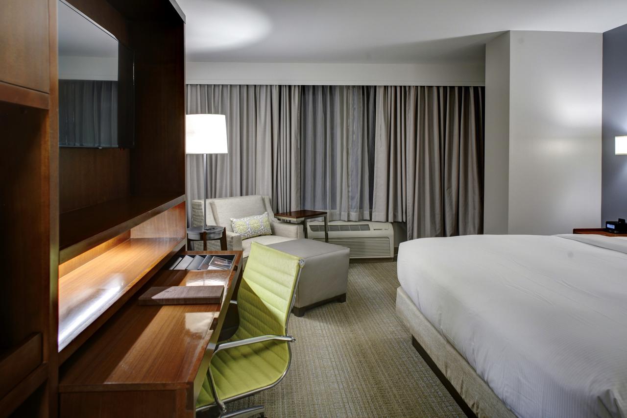 DoubleTree By Hilton Biloxi - thumb 25