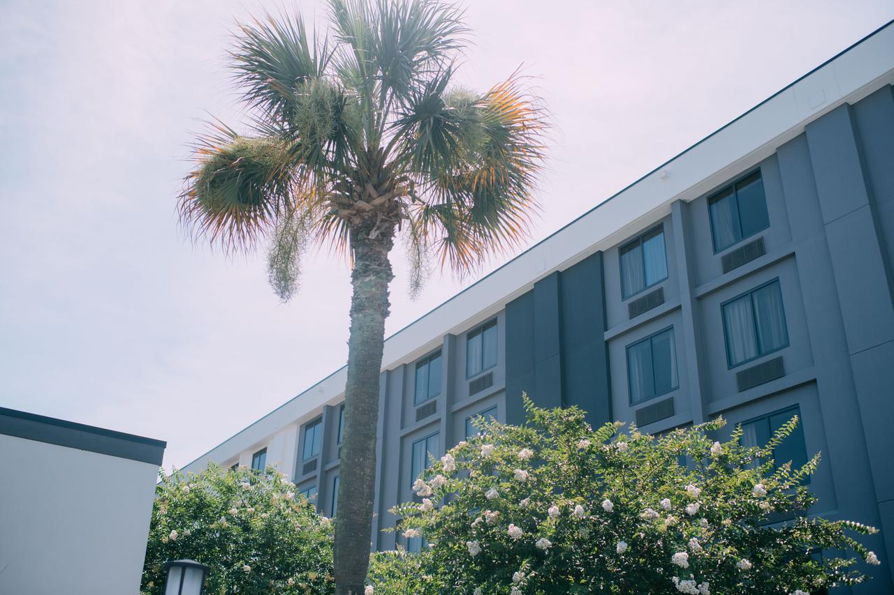 Courtyard By Marriott Gulfport Beachfront - thumb 33