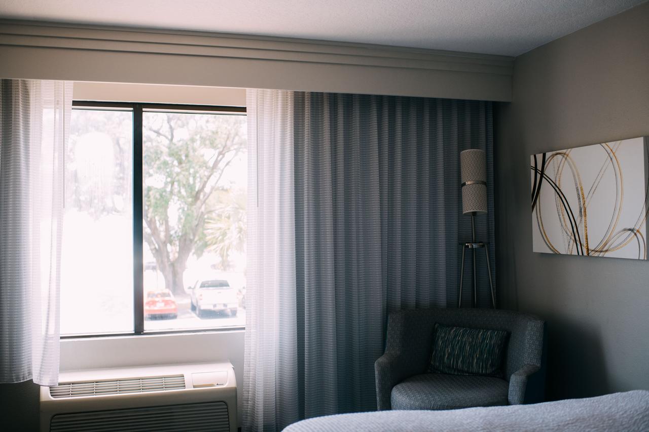 Courtyard By Marriott Gulfport Beachfront - thumb 10