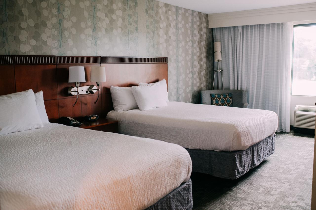 Courtyard By Marriott Gulfport Beachfront - thumb 34
