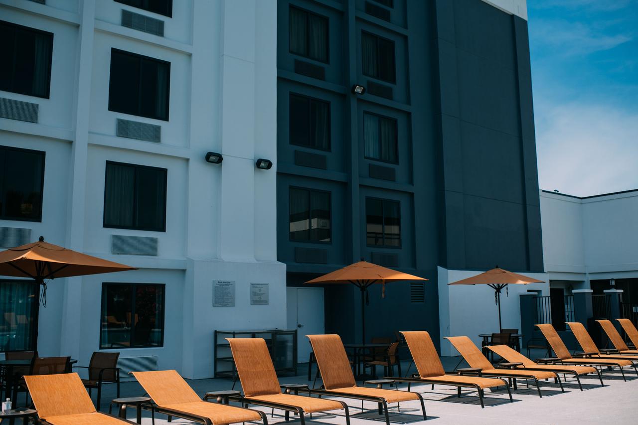Courtyard By Marriott Gulfport Beachfront - thumb 4